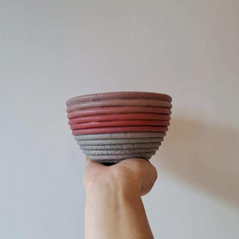Maceta Pequeña de Plástico Reciclado