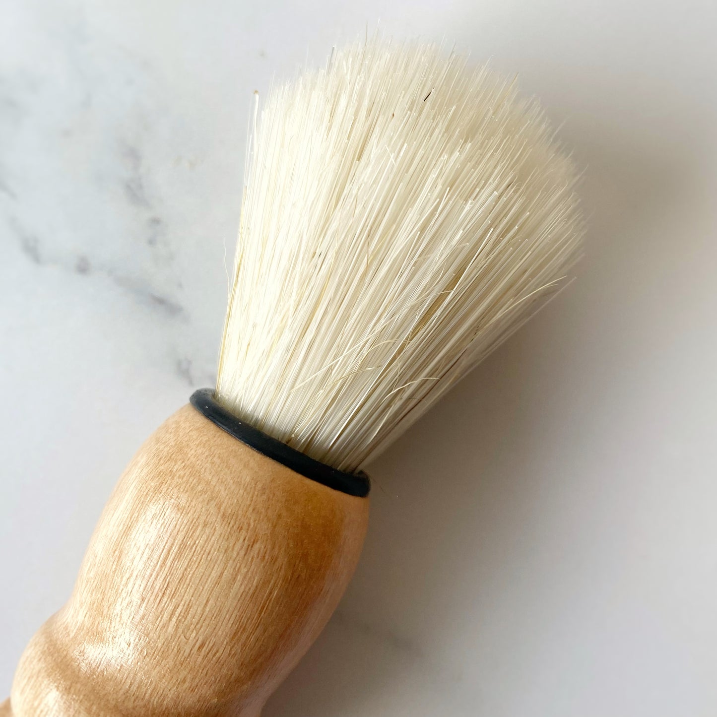 Hisopo o brocha de afeitado medio